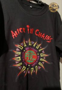 ALICE IN CHAINS