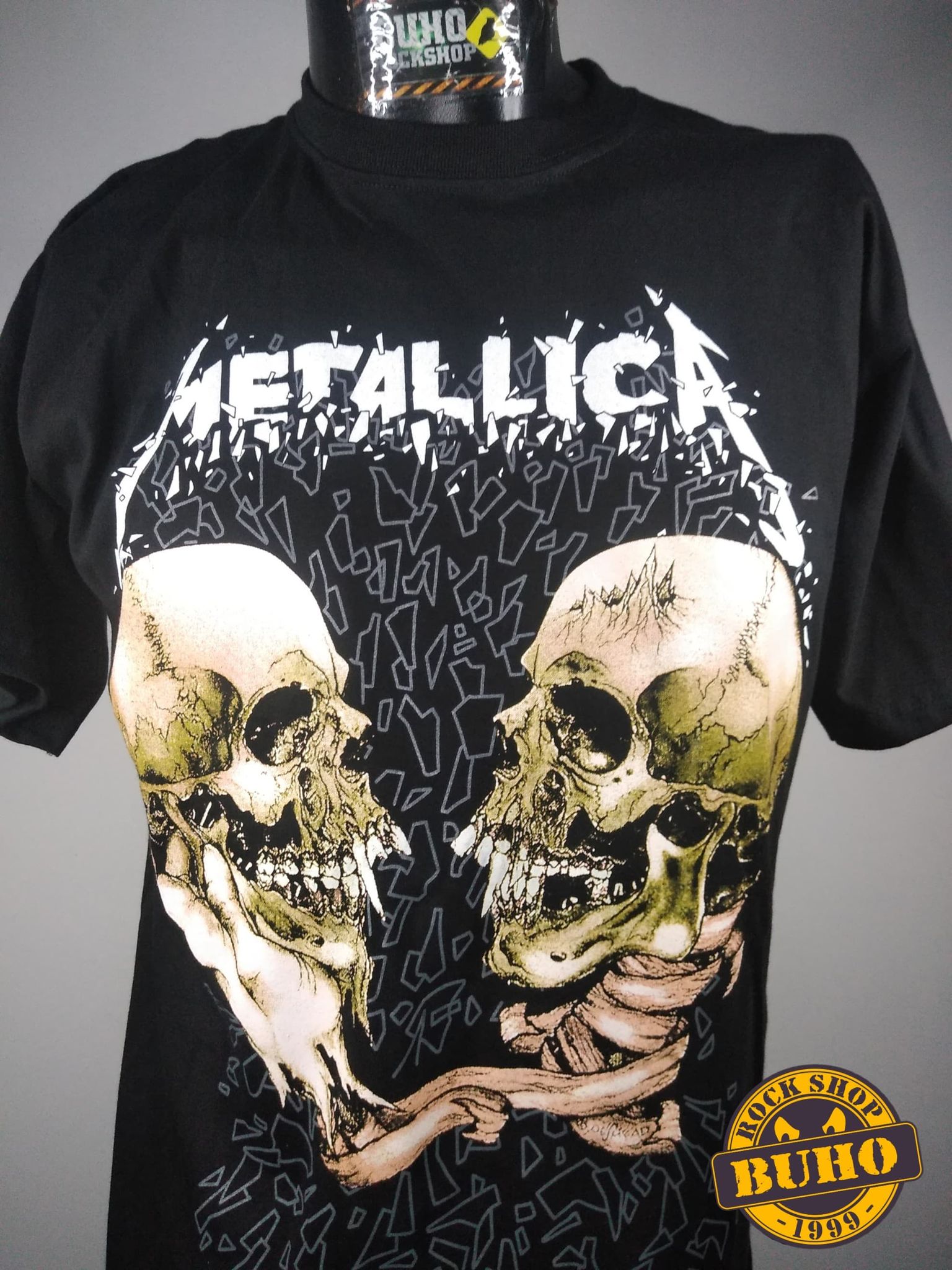 thumbnail interactive-video image 1 of Metallica 'Sad But True' Zip Hoodie – Official Band Merch, Full-Zip Hoody For Men, Black 1 of 5