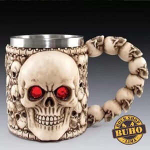 taza craneo ojos rojos