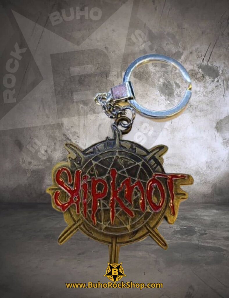 Portachiavi Ufficiale Slipknot – Metallo Smaltato Rosso E Nero Con Logo, 60x28mm