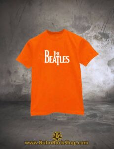 polo naranja The Beatles