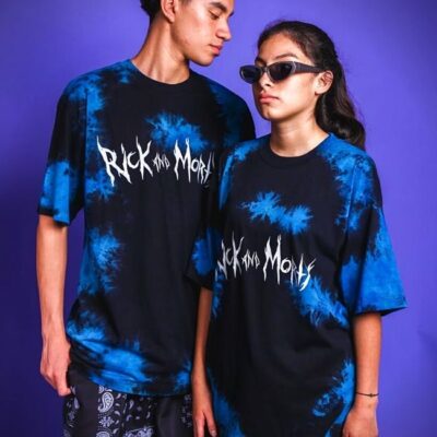 polo en tela lavada de rick y morty